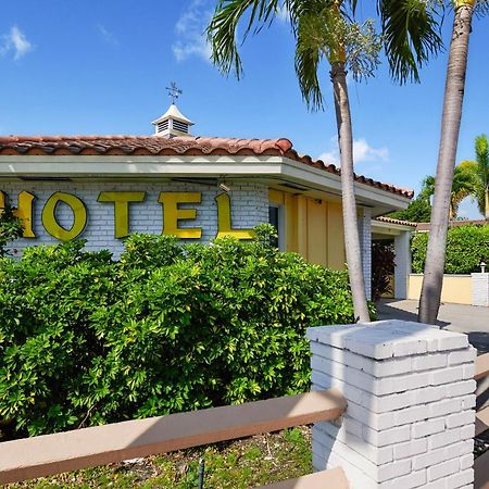 Oyo Hotel Coral Gables - Miami Airport Esterno foto